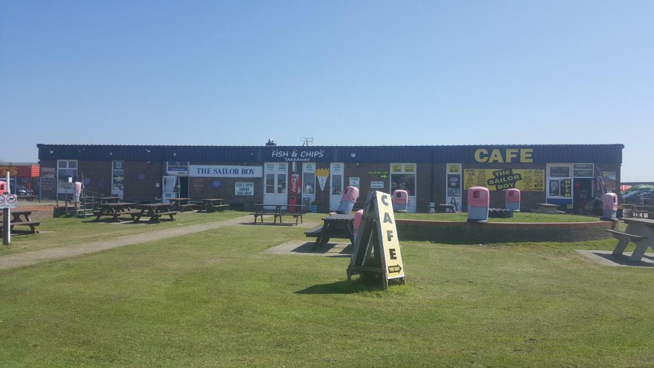 Caravan Beach Holiday Saint Osyth Exterior foto